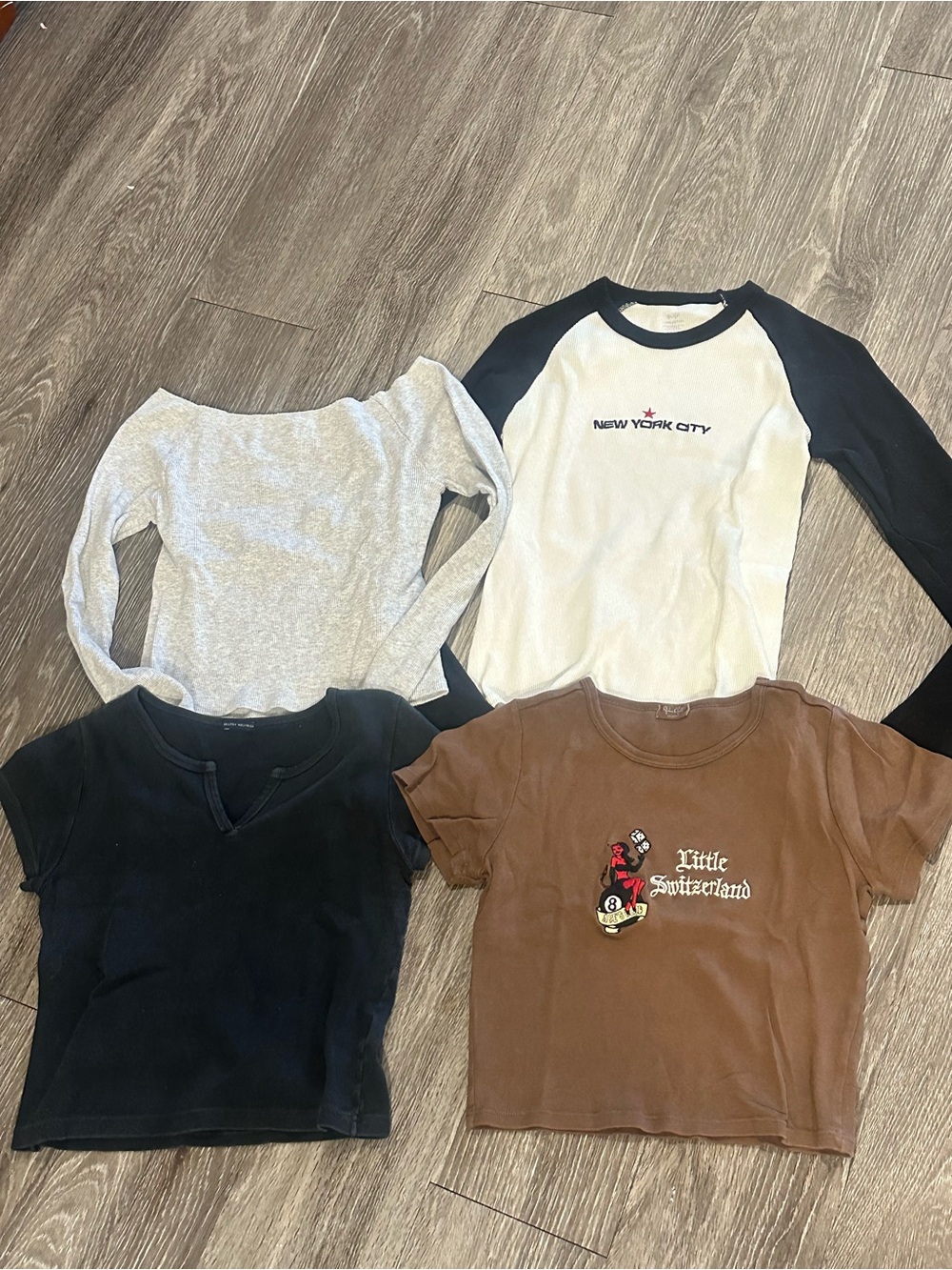 Bundle of 4 brandy melville tops